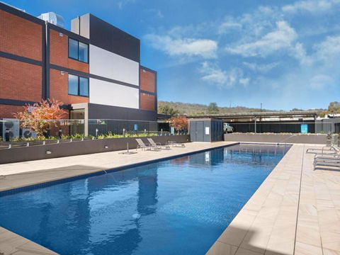 Trendy Self Contained Inner City Apartment - Mackay Tourism 2