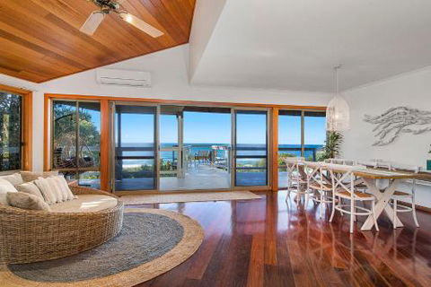 Seascape At 19 Pindari Privacy Space Views - Mackay Tourism 3