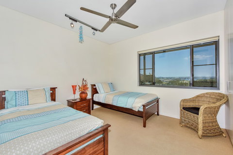 Darwin Waterfront Short Stay Apartments - Mackay Tourism 1