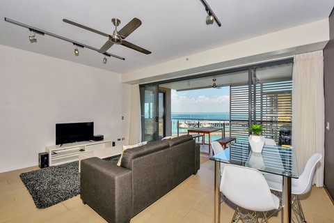 Darwin Waterfront Short Stay Apartments - Mackay Tourism 3