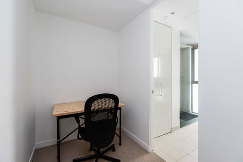 Sky 1 BDR South Yarra Apartment - Mackay Tourism 1