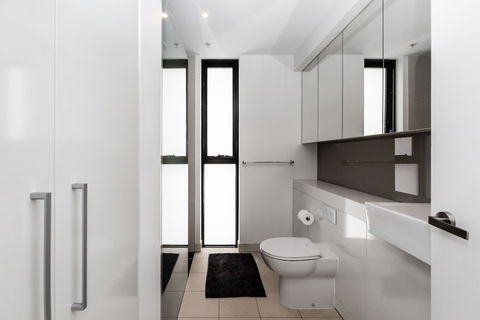 Sky 1 BDR South Yarra Apartment - Mackay Tourism 5