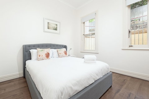 Stunning Sydney Home 3 - Mackay Tourism 6