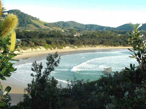 Diggers Beach Villa At Aanuka Resort - Mackay Tourism 3