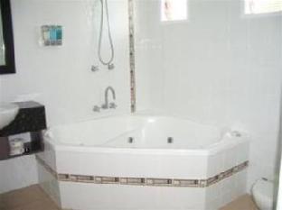 Toolooa Gardens Motel & Apartments - Mackay Tourism 1