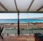 Canal Rocks Beachfront Apartments - Mackay Tourism