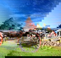 Oaks Ranch and Country Club - Mackay Tourism
