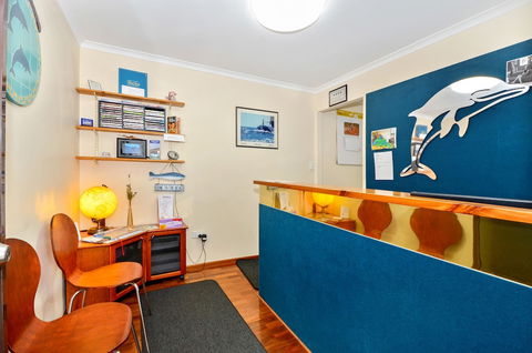 Dolphin Lodge - Mackay Tourism 0
