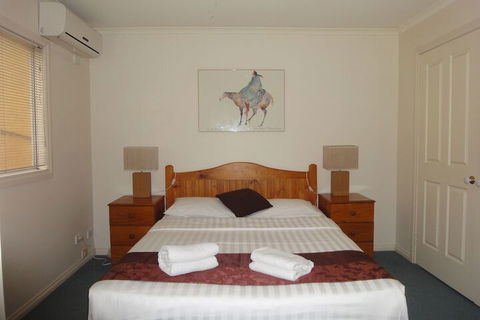 Moonee Valley Views Apartments - Mackay Tourism 2