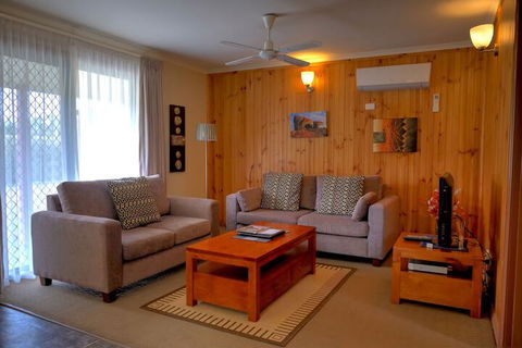 Ficifolia Lodge - Mackay Tourism 2