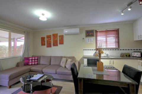 Ficifolia Lodge - Mackay Tourism 0