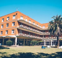 Greenwich Village Accommodation Hostel - Mackay Tourism