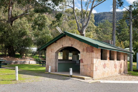 Breeze Holiday Parks - Halls Gap - Mackay Tourism 2