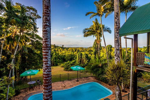 Jackaroo Treehouse Mission Beach - Mackay Tourism 3