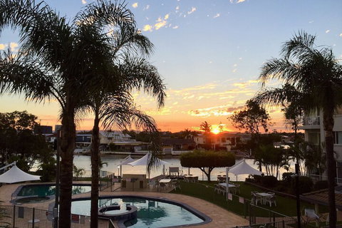 Pelican Cove - Mackay Tourism 2