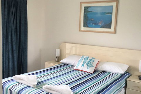 Pelican Cove - Mackay Tourism 6