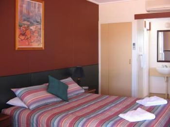 Goondiwindi Motel - Mackay Tourism 0