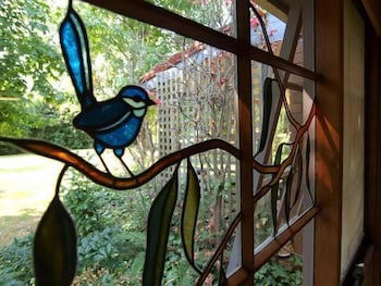 Bright Highland Valley Cottages - Mackay Tourism 0