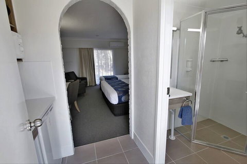 Aston Motel Yamba - Mackay Tourism 6