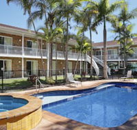 Aston Motel Yamba - Mackay Tourism