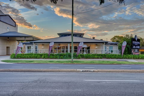 International Hotel Wagga Wagga - Mackay Tourism 0