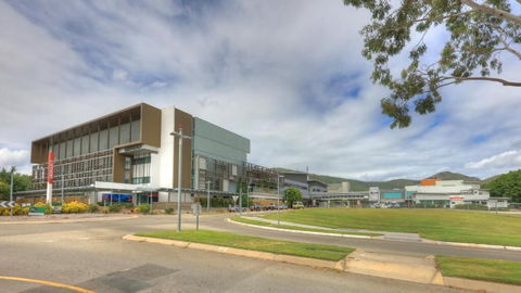 Billabong Lodge Motel - Mackay Tourism 0