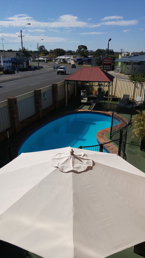 Crescent Motel - Mackay Tourism 1