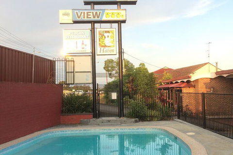 Riverview Motor Inn - Mackay Tourism 7