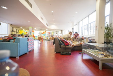Sydney Harbour YHA - Hostel - Mackay Tourism 1