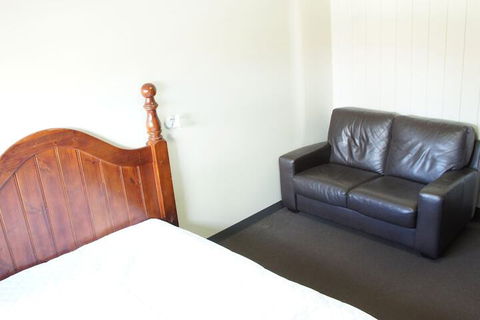 Swansea Backpackers - Mackay Tourism 7