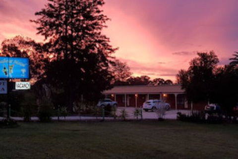 Walkabout Motel - Mackay Tourism 0