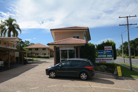 Rocky Gardens Motor Inn - Mackay Tourism 0