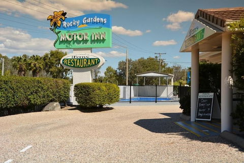 Rocky Gardens Motor Inn - Mackay Tourism 1