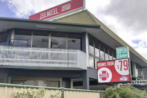 Tropical Gateway Motor Inn - Mackay Tourism 0