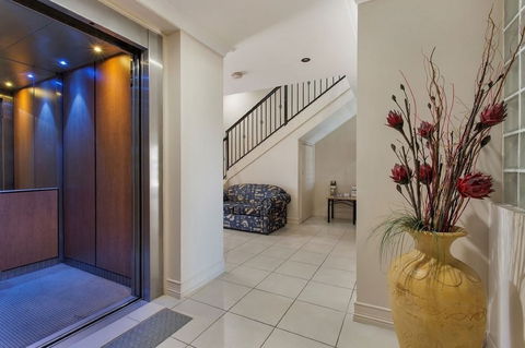 City-ville Luxury Apartments & Motel - Mackay Tourism 4