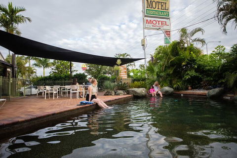 Glenmore Palms Motel - Mackay Tourism 6