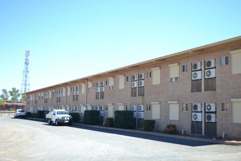 The Lodge Motel - Mackay Tourism 1