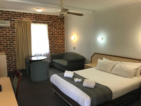 Moonraker Motor Inn - Mackay Tourism 4