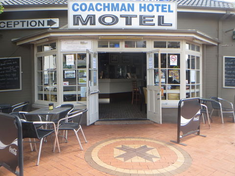 Coachman Hotel Motel - Mackay Tourism 3