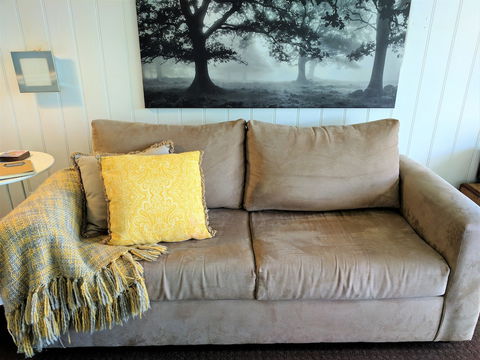 Annie Roe's Luxury Bed & Breakfast - Mackay Tourism 6