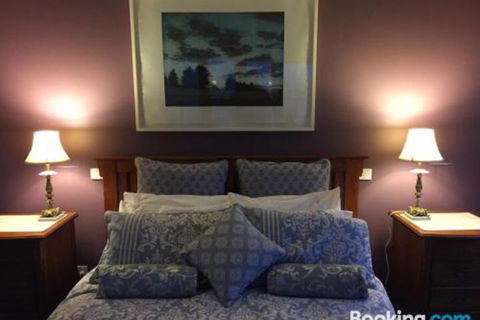 Birches Luxury Spa Chalets - Mackay Tourism 3