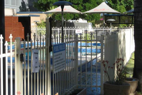 Sandors Motor Inn - Mackay Tourism 2