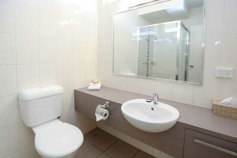 Sandors Motor Inn - Mackay Tourism 7