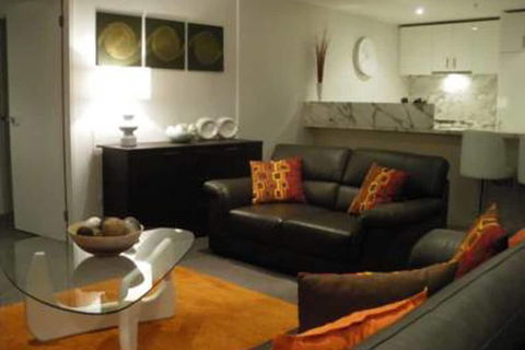 Docklands Executive Apartments - Mackay Tourism 7