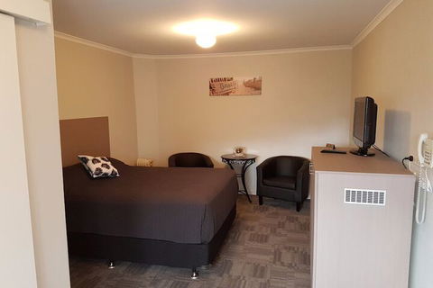 Foreshore Motel - Mackay Tourism 3