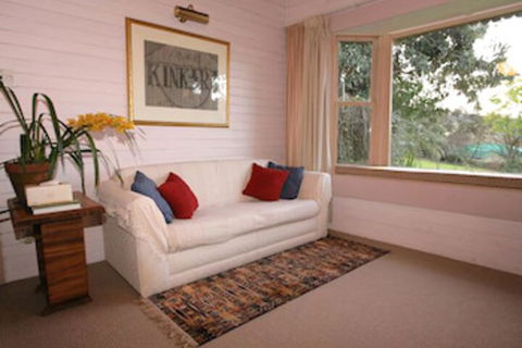 Hermitage Cottage - Mackay Tourism 1