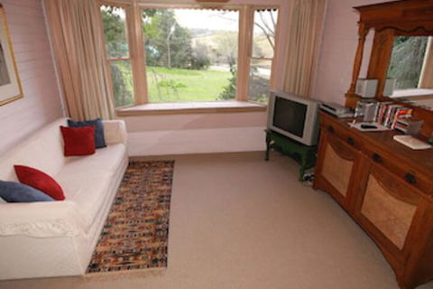 Hermitage Cottage - Mackay Tourism 7