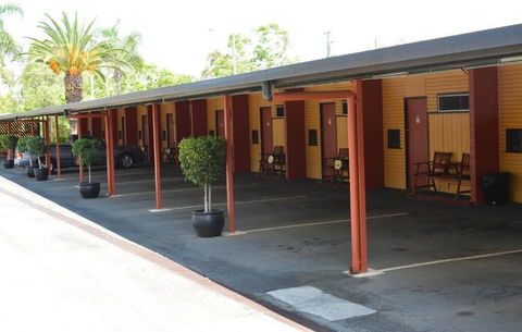 Motel Oasis - Mackay Tourism 4