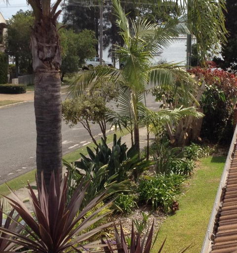 Hawks Nest Motel - Mackay Tourism 5
