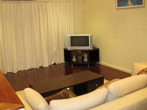 Halls Gap Escape - Mackay Tourism 0